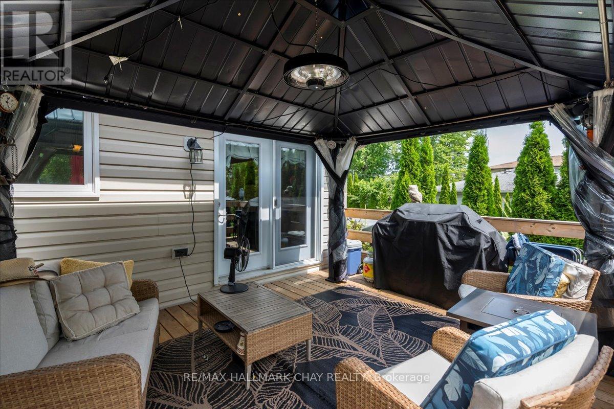 1115 Shore Acres Drive, Innisfil (Gilford), Ontario  L0L 1R0 - Photo 18 - N12311285
