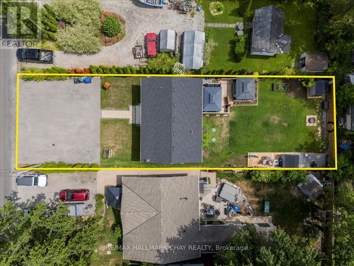 1115 Shore Acres Drive, Innisfil (Gilford), Ontario  L0L 1R0 - Photo 27 - N12311285