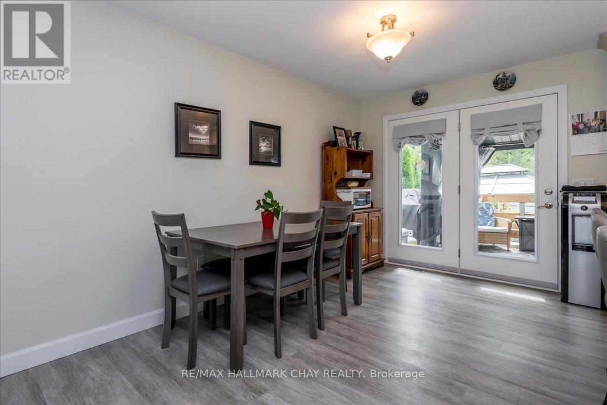 1115 Shore Acres Drive, Innisfil (Gilford), Ontario  L0L 1R0 - Photo 7 - N12311285