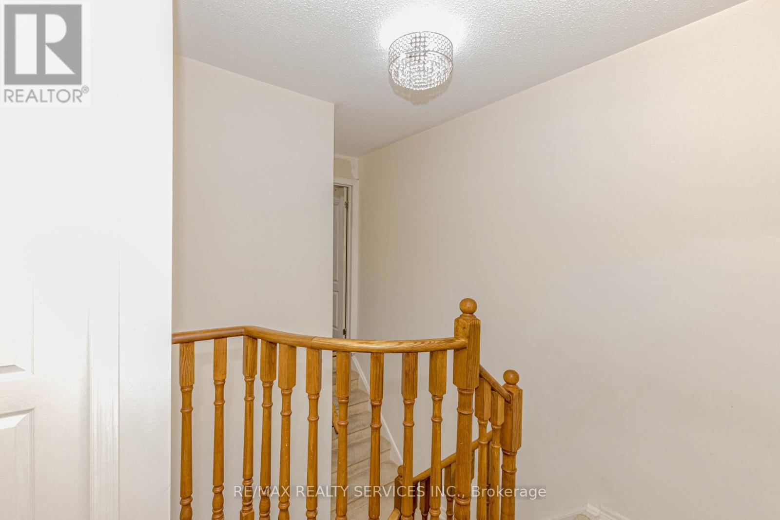 32 Pressed Brick Drive, Brampton, Ontario  L6V 4K3 - Photo 31 - W12364783