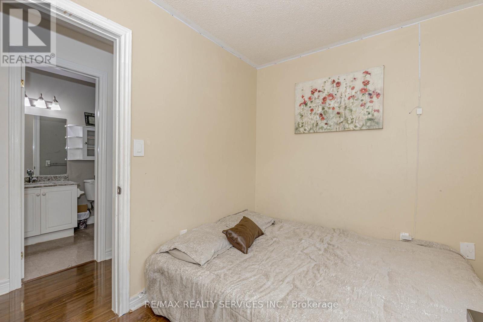 32 Pressed Brick Drive, Brampton, Ontario  L6V 4K3 - Photo 37 - W12364783