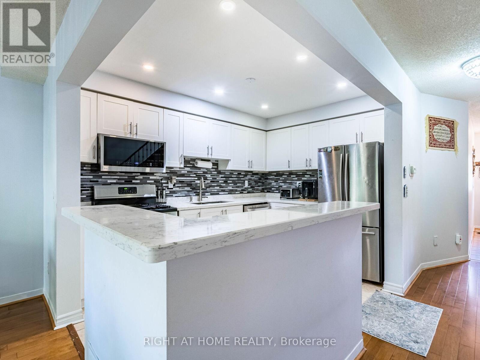 217 - 5030 Heatherleigh Avenue, Mississauga, Ontario  L5V 2G7 - Photo 15 - W12365596