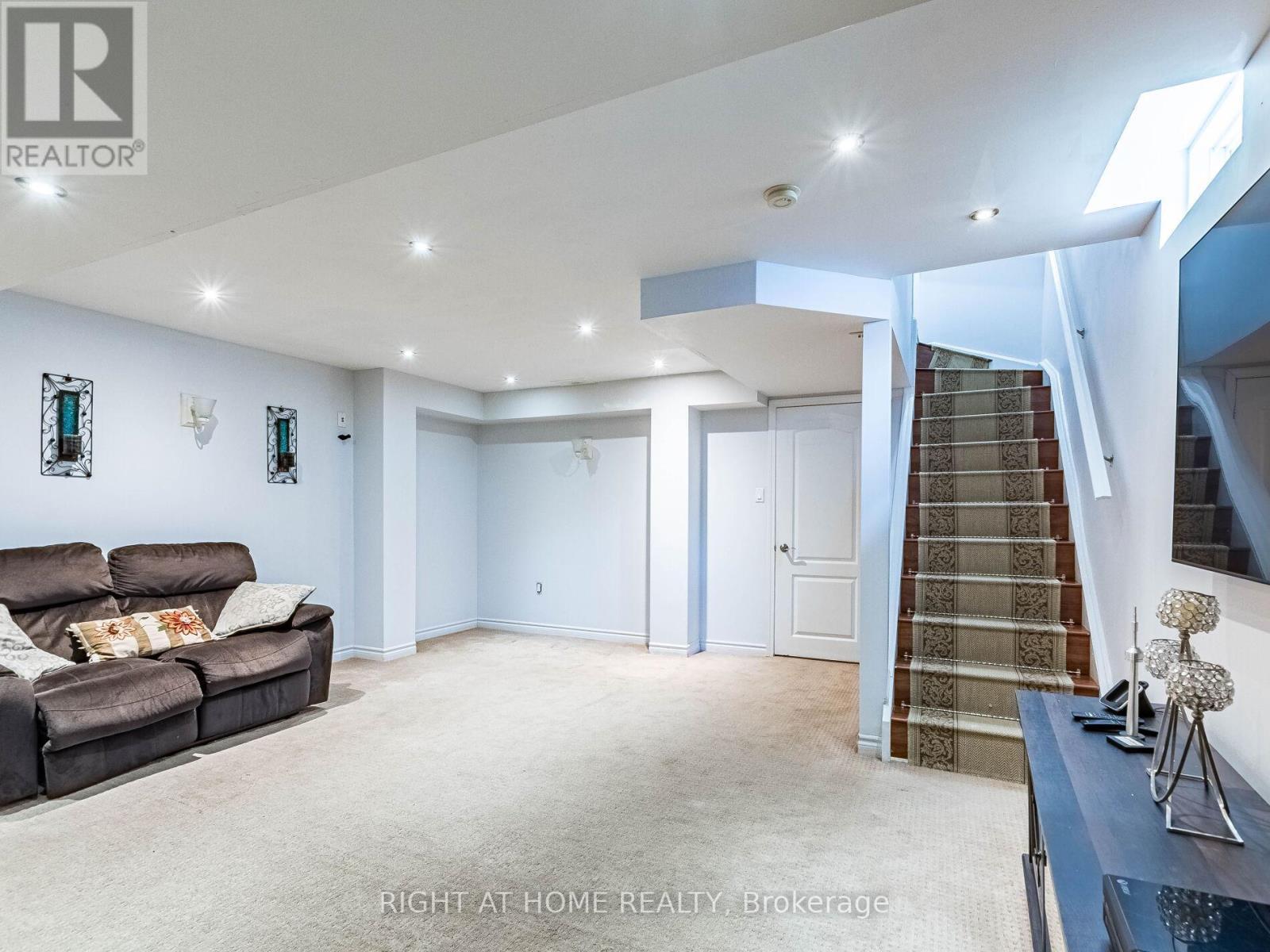 217 - 5030 Heatherleigh Avenue, Mississauga, Ontario  L5V 2G7 - Photo 40 - W12365596