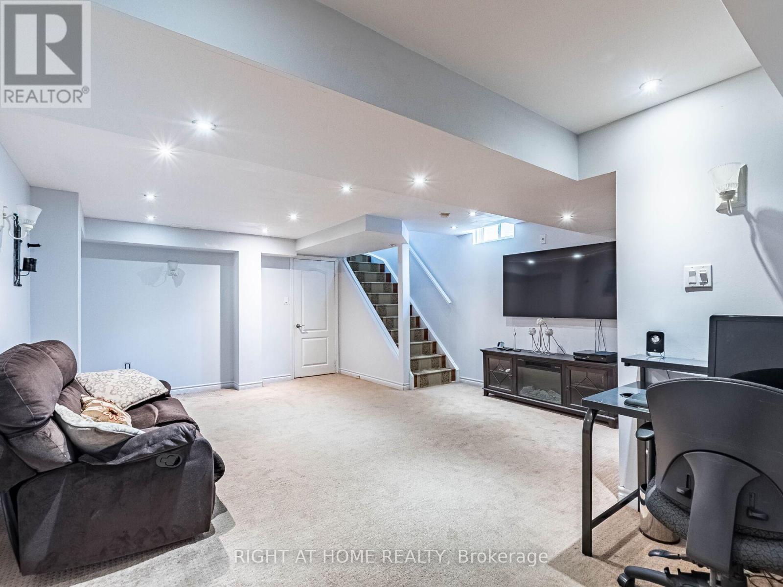 217 - 5030 Heatherleigh Avenue, Mississauga, Ontario  L5V 2G7 - Photo 42 - W12365596