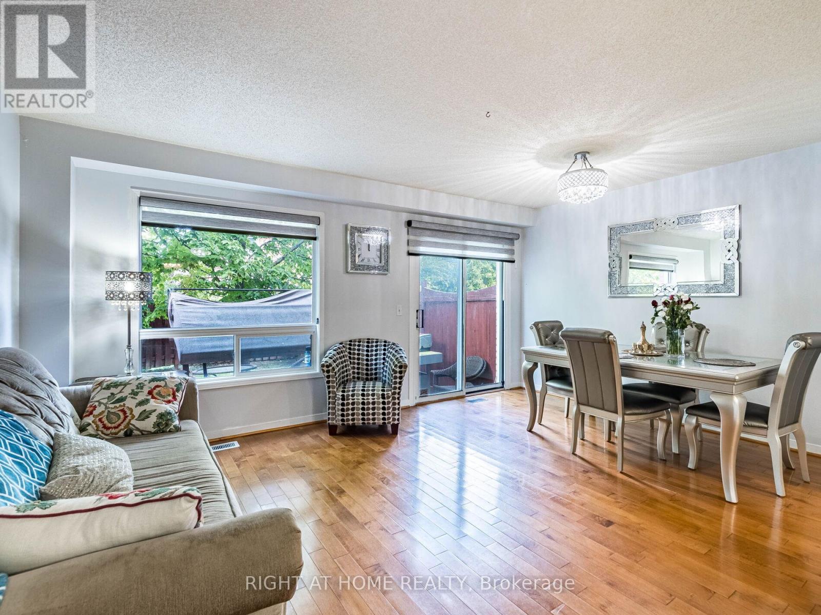217 - 5030 Heatherleigh Avenue, Mississauga, Ontario  L5V 2G7 - Photo 7 - W12365596
