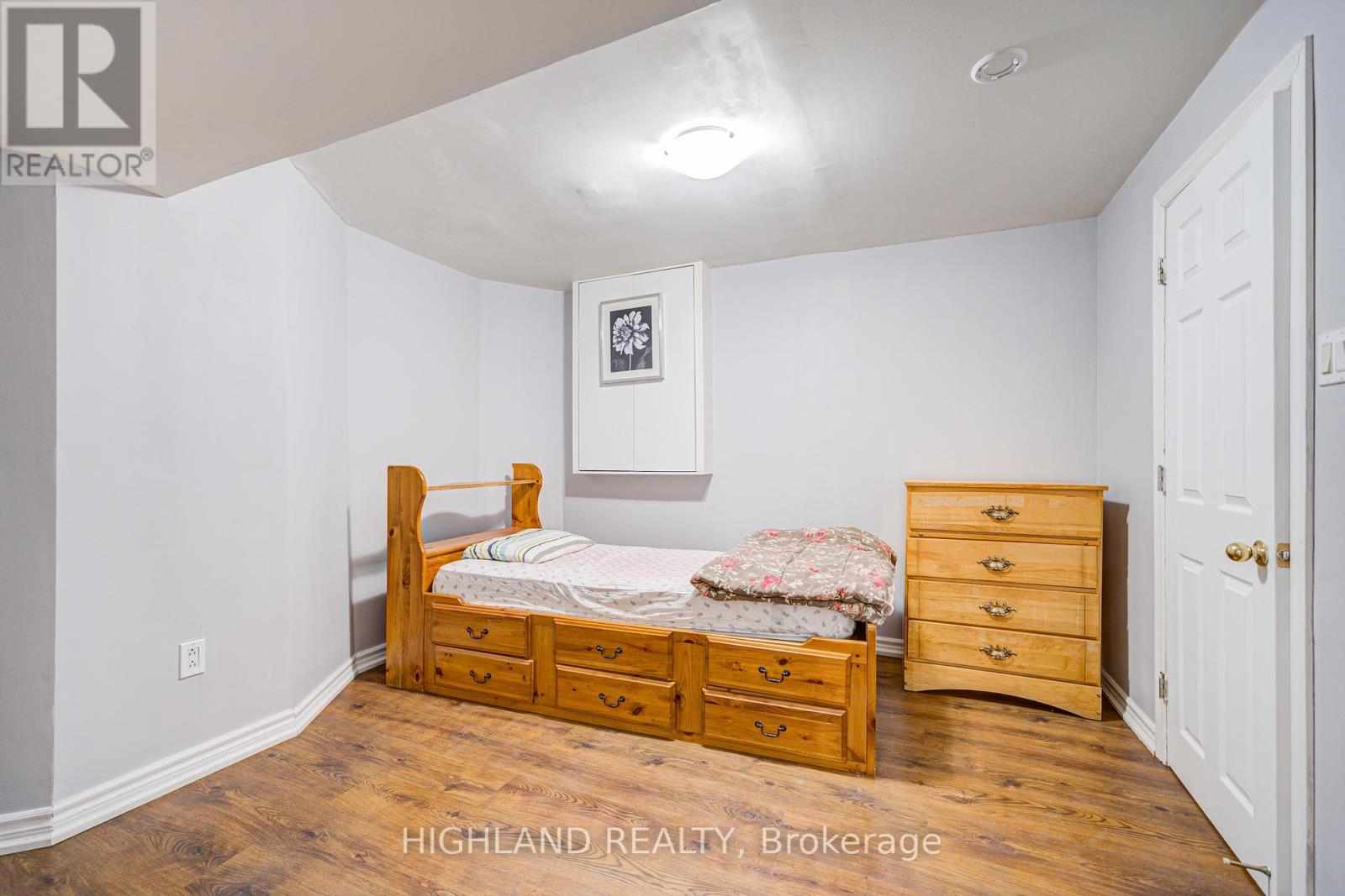 4781 Crystal Rose Drive, Mississauga (East Credit), Ontario  L5V 1G9 - Photo 36 - W12365621
