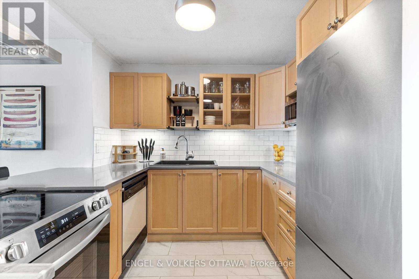 1614 - 40 Landry Street, Ottawa, Ontario K1L 8K4 - Photo 7 - X12365636