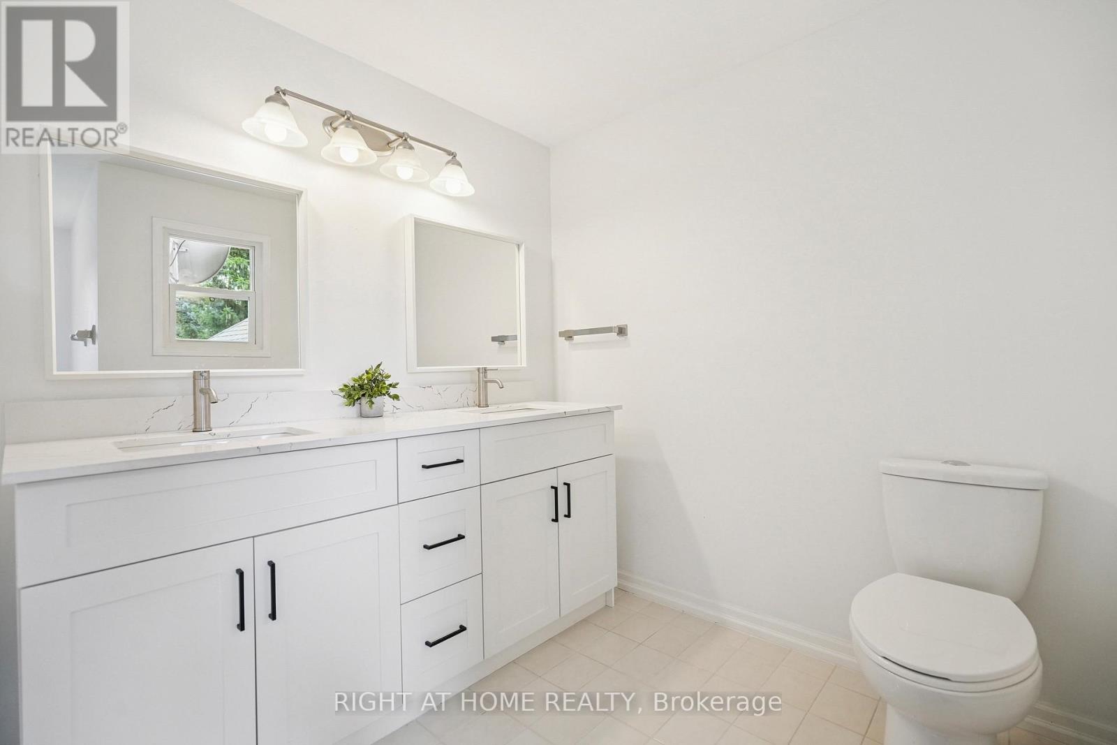 309 Amberly Boulevard, Hamilton, Ontario  L9G 4B6 - Photo 19 - X12299052