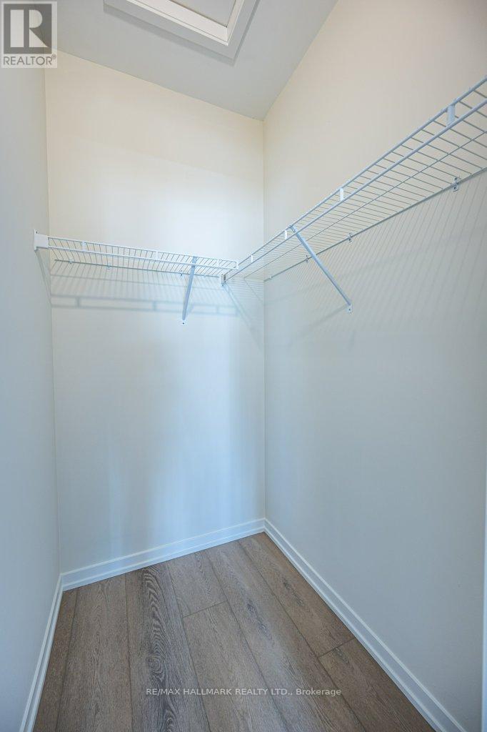 49 Matawin Lane, Richmond Hill, Ontario L4B 0H8 - Photo 10 - N12365624