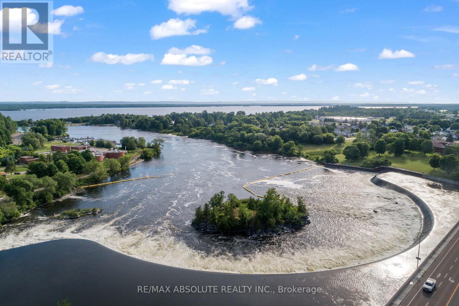 12 Rock Lane E, Arnprior, Ontario  K7S 2C2 - Photo 12 - X12365677