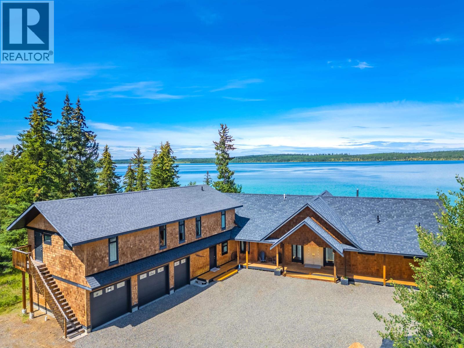 1211 GREEN LAKE S ROAD, 100 Mile House, British Columbia