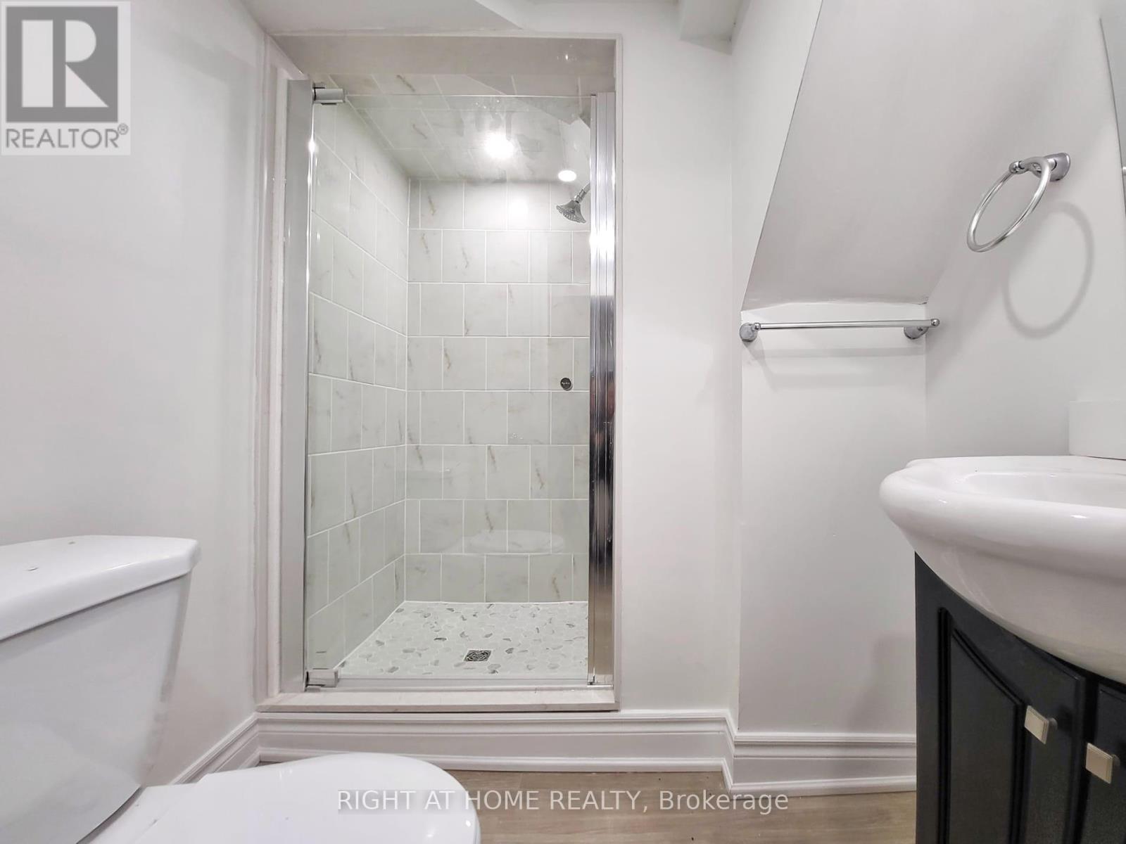 472 Ellerslie Avenue, Toronto, Ontario  M2R 1C4 - Photo 28 - C12365640