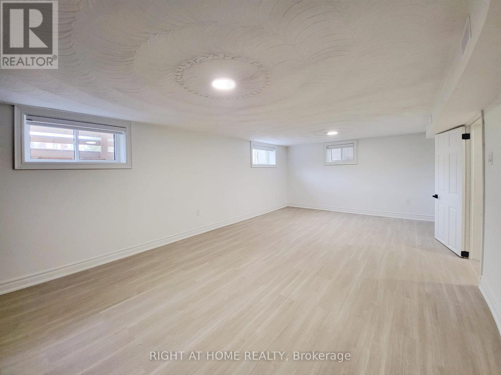 472 Ellerslie Avenue, Toronto, Ontario  M2R 1C4 - Photo 35 - C12365640