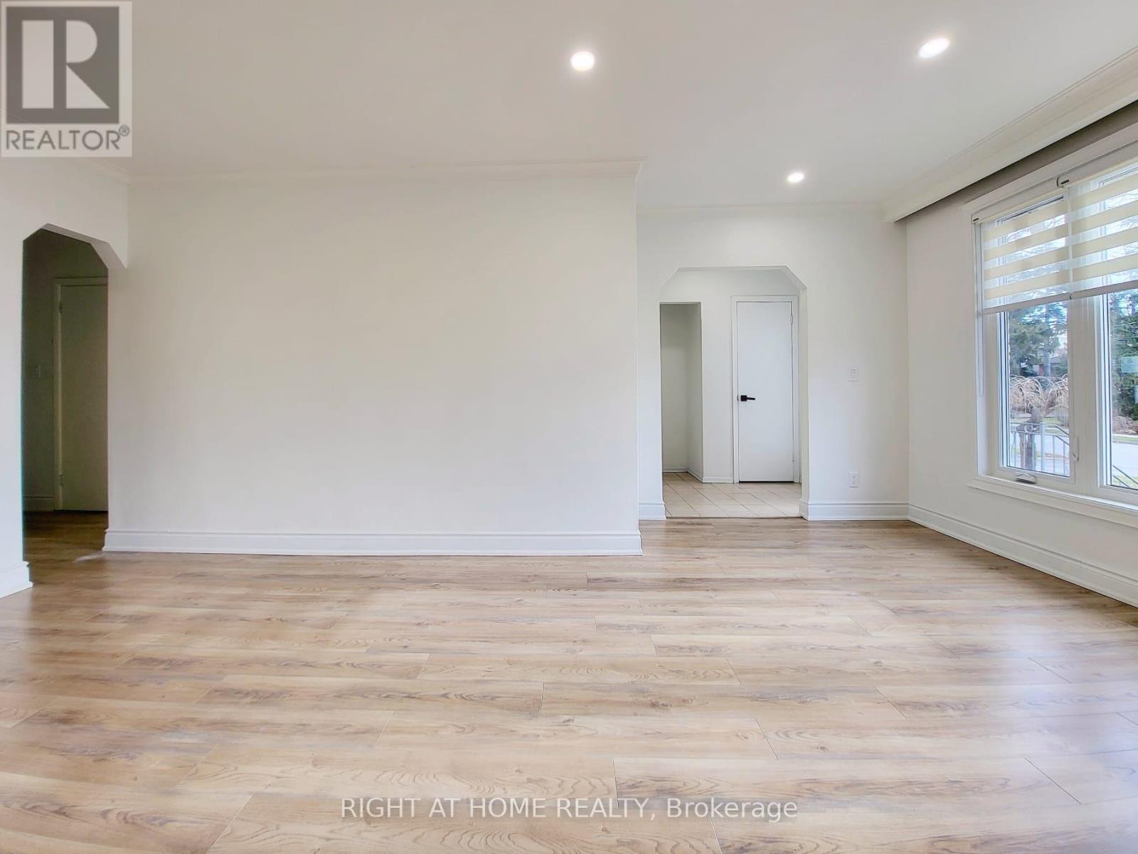 472 Ellerslie Avenue, Toronto, Ontario  M2R 1C4 - Photo 9 - C12365640