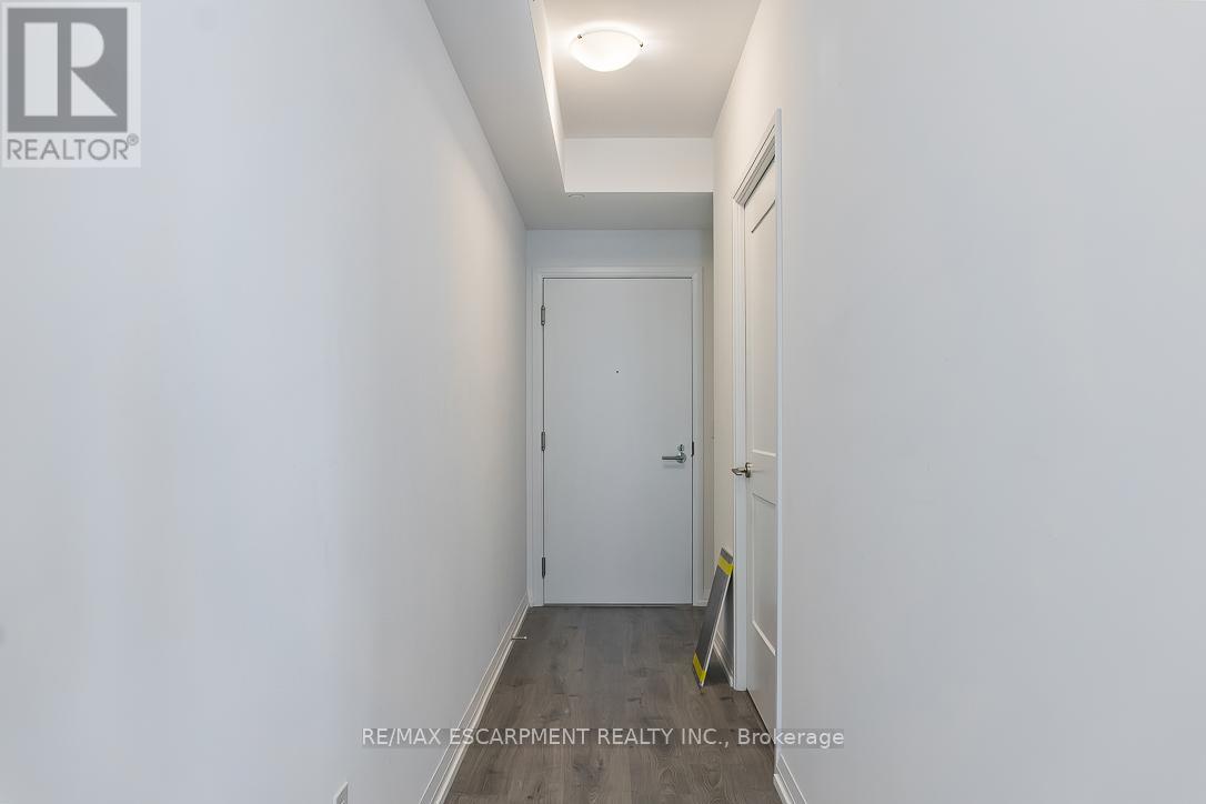 4021 - 28 Widmer Street, Toronto, Ontario  M5V 0T2 - Photo 4 - C12365675
