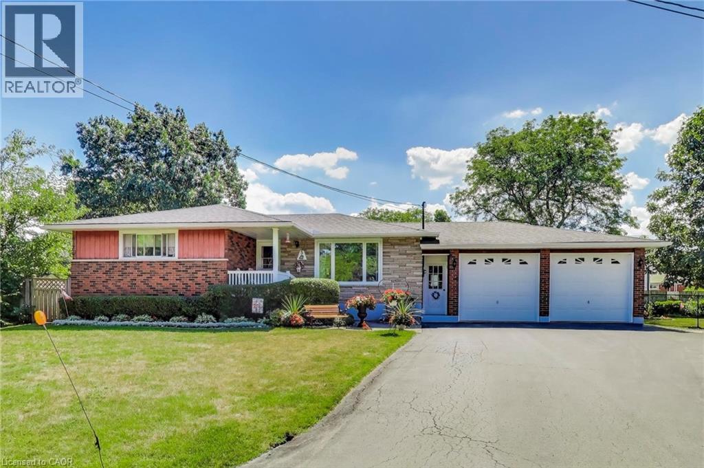 5 Woodsview Place, Grimsby, Ontario  L3M 2H1 - Photo 1 - 40761711