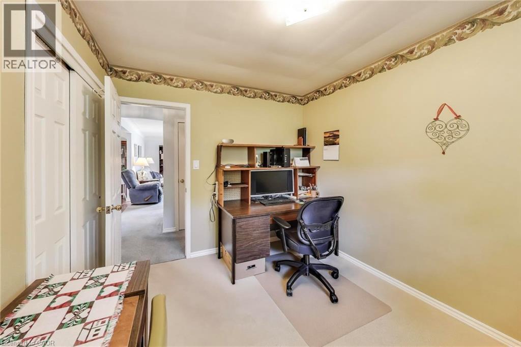 5 Woodsview Place, Grimsby, Ontario  L3M 2H1 - Photo 15 - 40761711