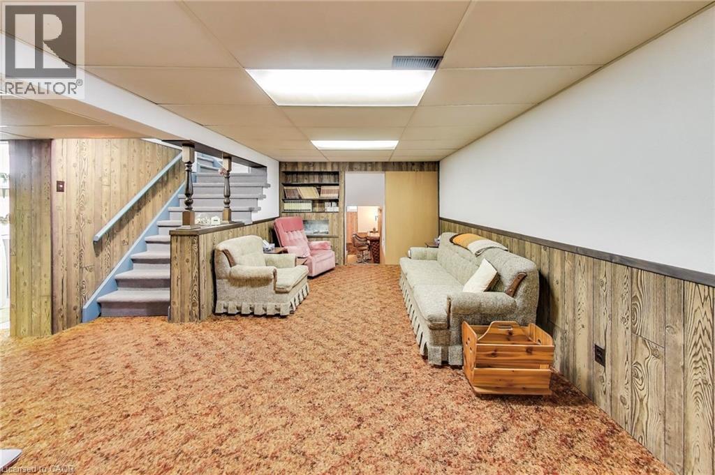 5 Woodsview Place, Grimsby, Ontario  L3M 2H1 - Photo 18 - 40761711