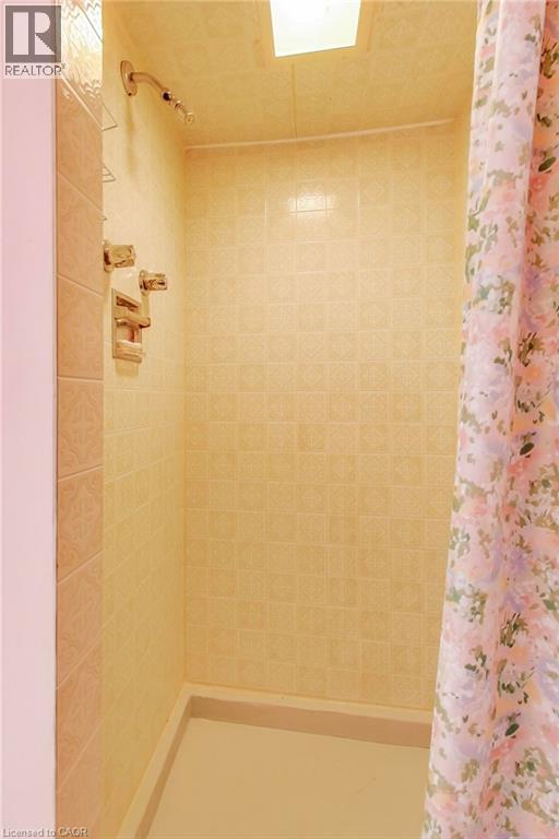 5 Woodsview Place, Grimsby, Ontario  L3M 2H1 - Photo 27 - 40761711