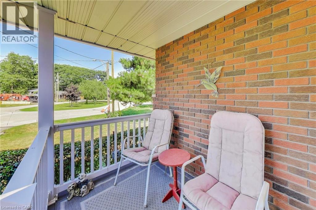 5 Woodsview Place, Grimsby, Ontario  L3M 2H1 - Photo 3 - 40761711