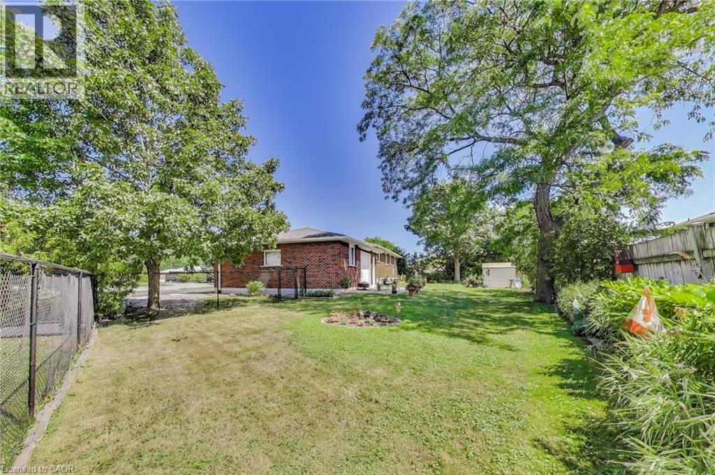 5 Woodsview Place, Grimsby, Ontario  L3M 2H1 - Photo 37 - 40761711