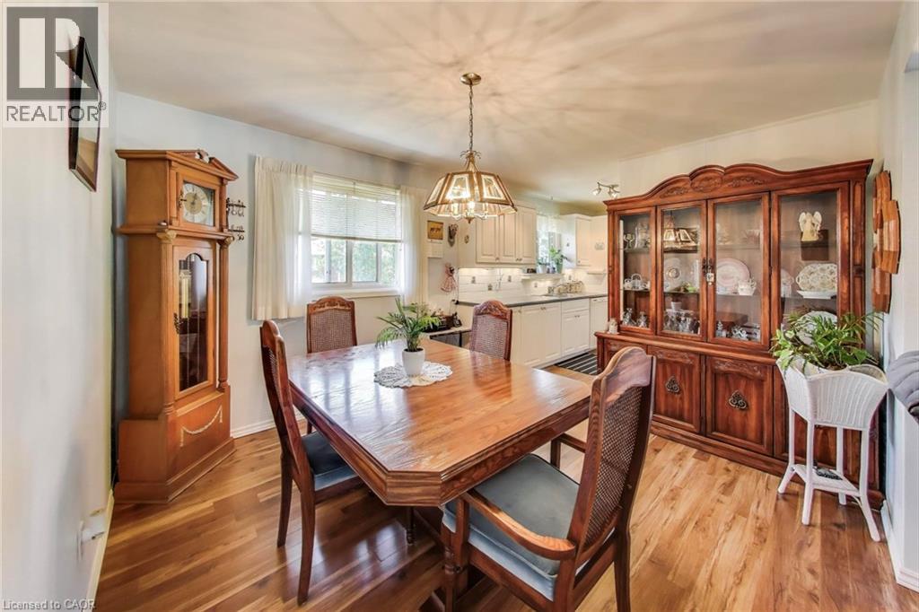 5 Woodsview Place, Grimsby, Ontario  L3M 2H1 - Photo 6 - 40761711