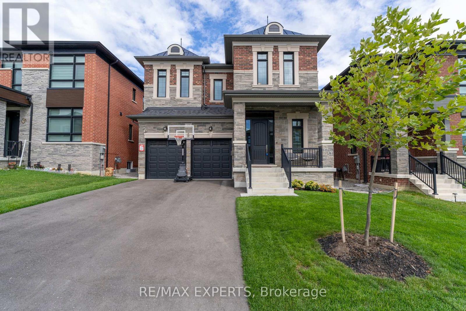 Property at 17 KINBURN CRESCENT image 2