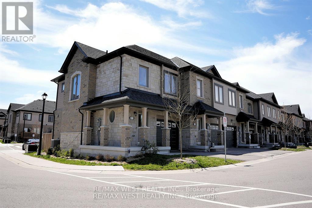 37 Cygnus Crescent, Barrie, Ontario  L4M 0K6 - Photo 2 - S12365649