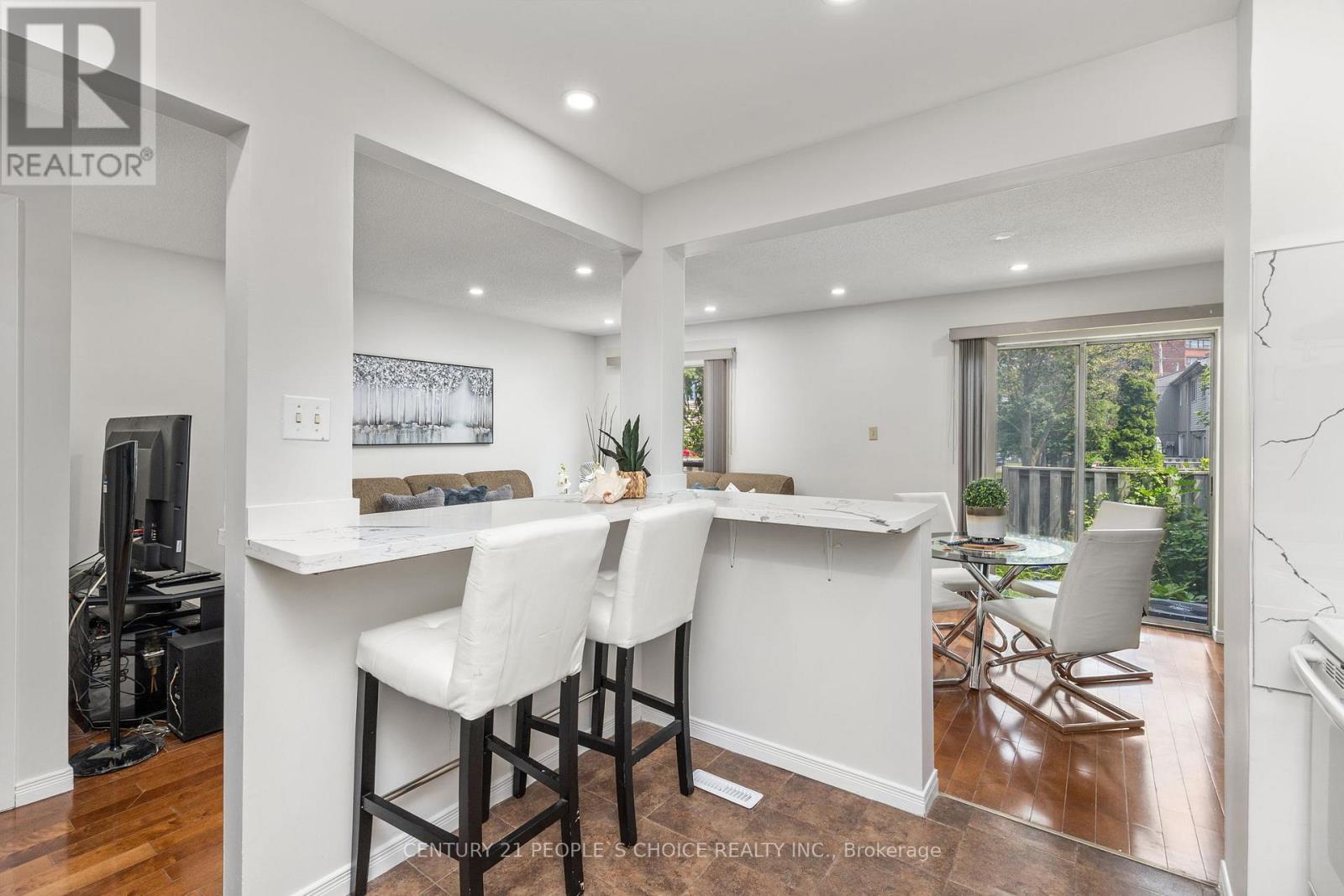 23 - 3500 Glen Erin Drive, Mississauga, Ontario L5L 1W6 - Photo 10 - W12365673