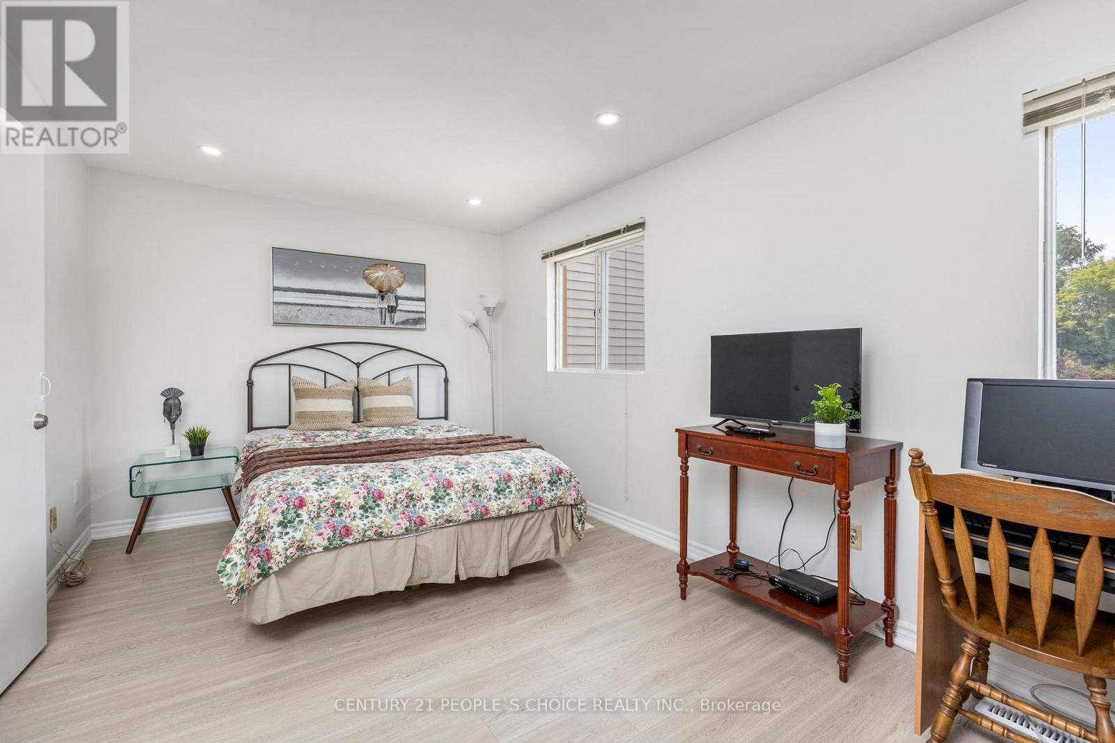 23 - 3500 Glen Erin Drive, Mississauga, Ontario L5L 1W6 - Photo 20 - W12365673