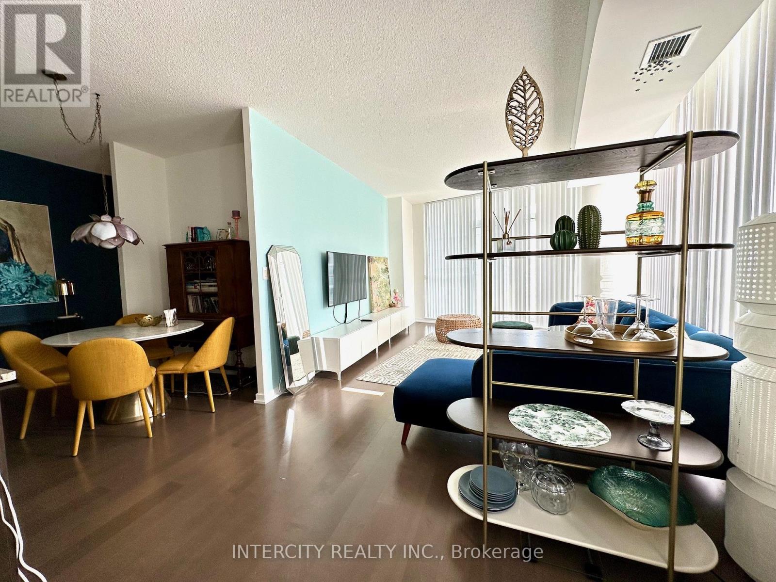 2206 - 70 Forest Manor Road, Toronto, Ontario  M2J 0A9 - Photo 4 - C12365686