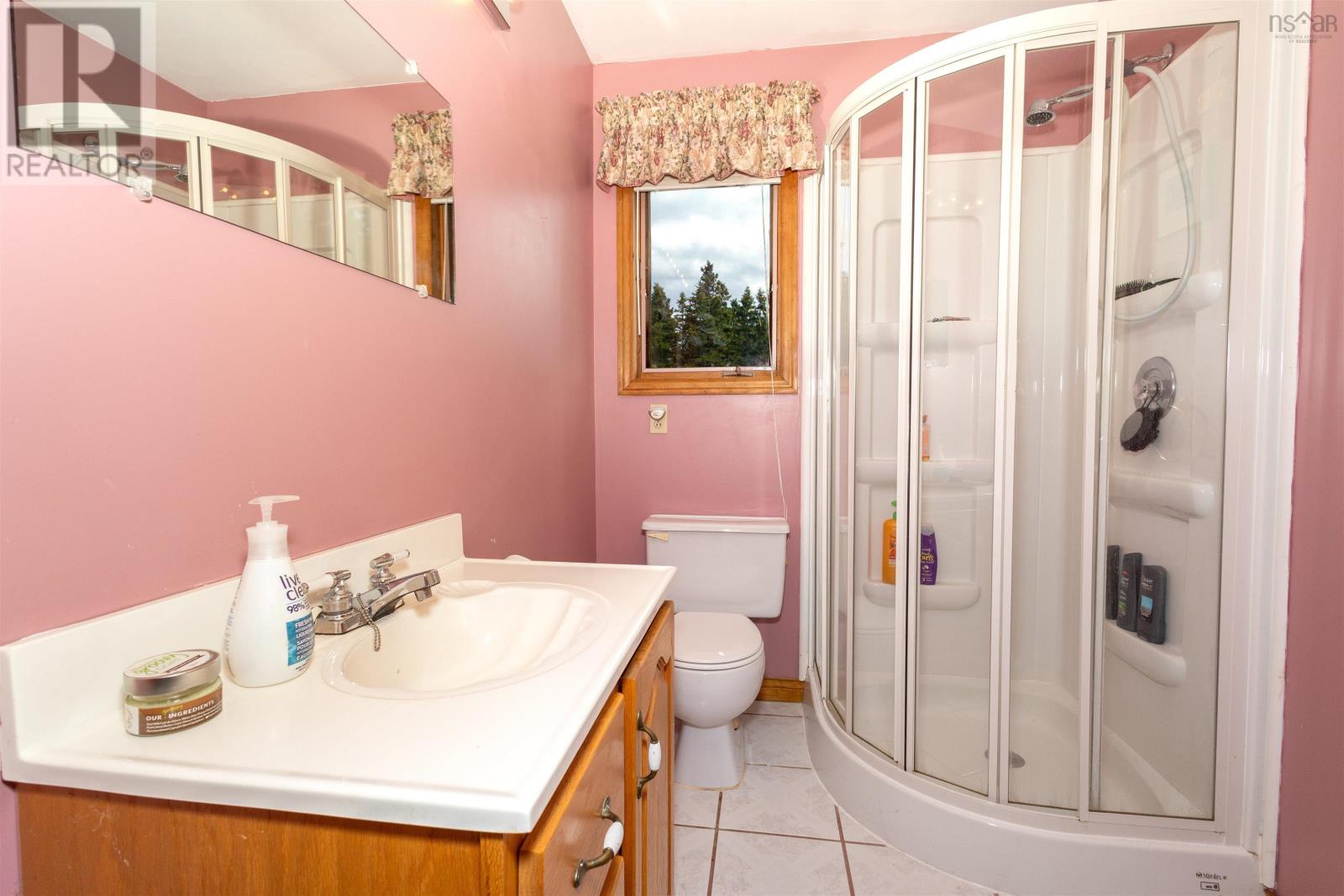 35679 Cabot Trail, Ingonish, Nova Scotia  B0C 1K0 - Photo 34 - 202518962