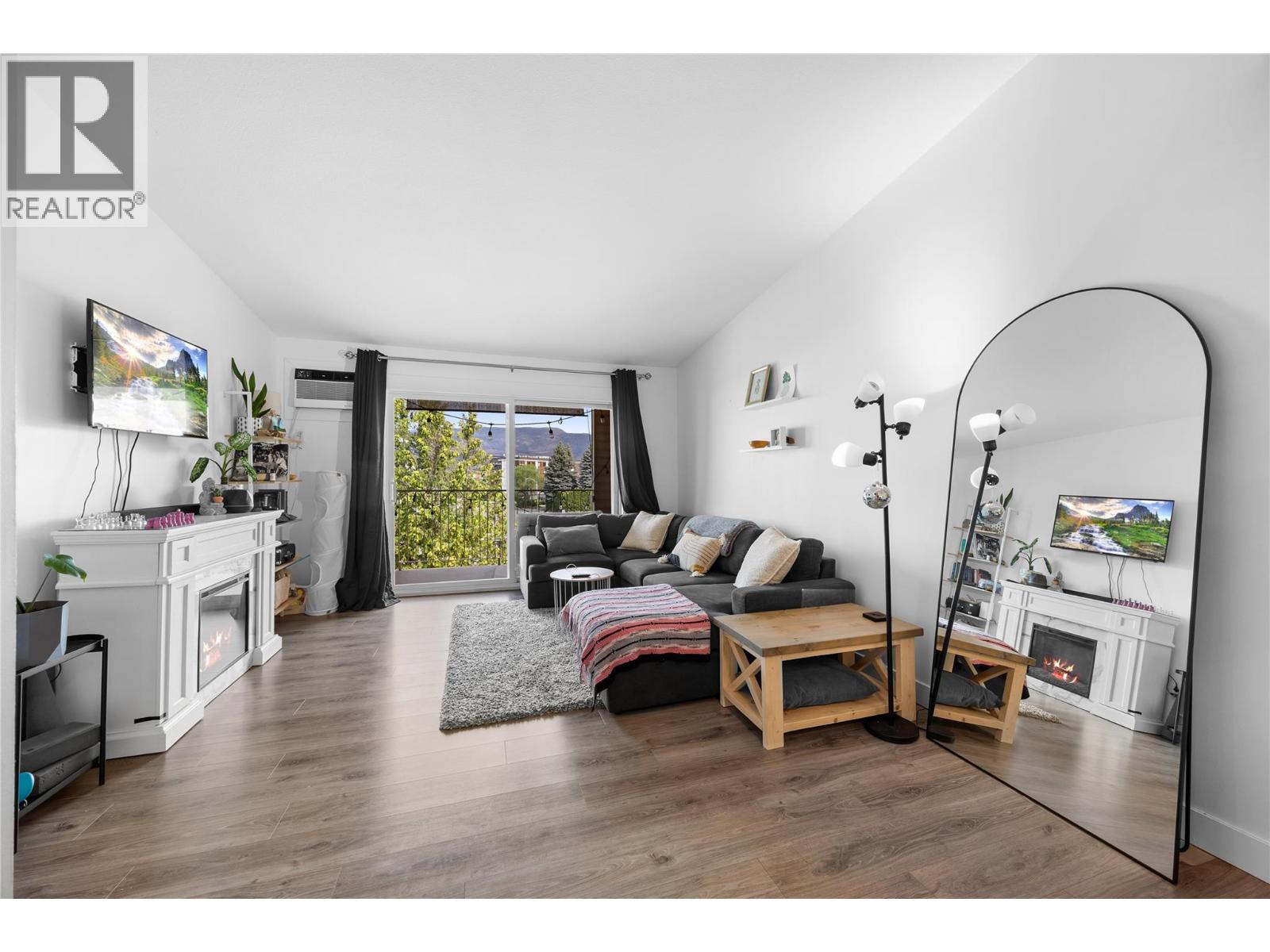 3160 Casorso Road Unit# 412, Kelowna, British Columbia  V1W 3L7 - Photo 2 - 10360593