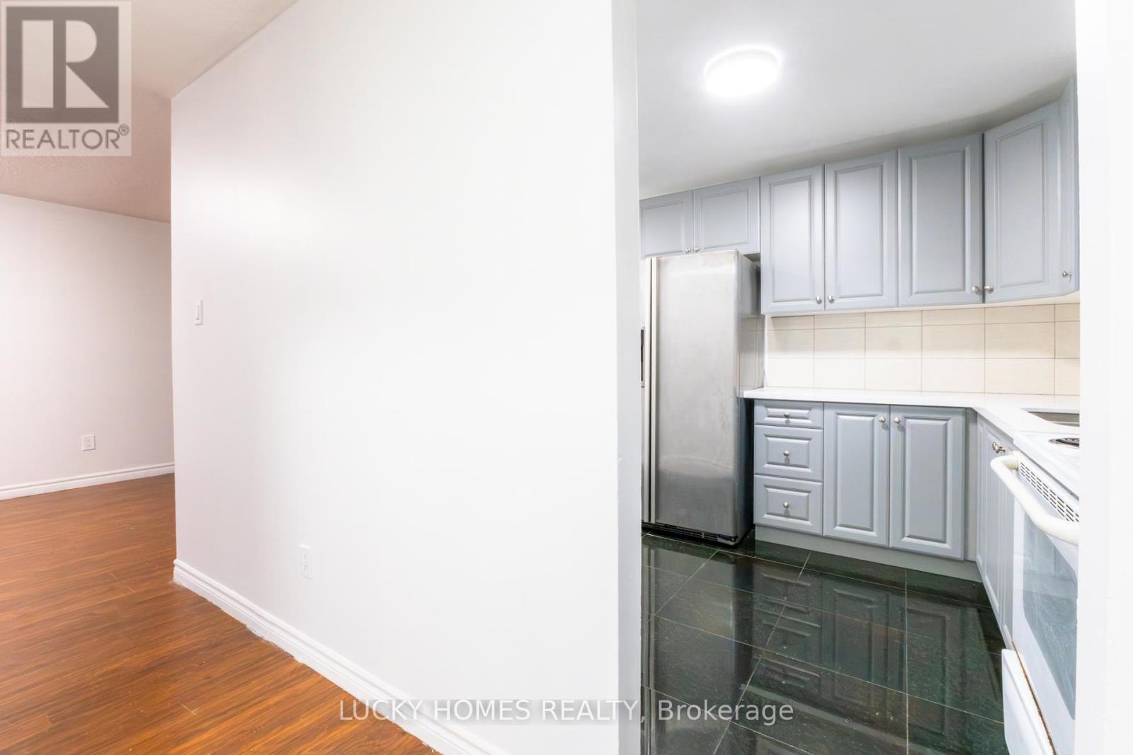 Main Level - 43 Berner Trail, Toronto, Ontario  M1B 1B1 - Photo 10 - E12361348
