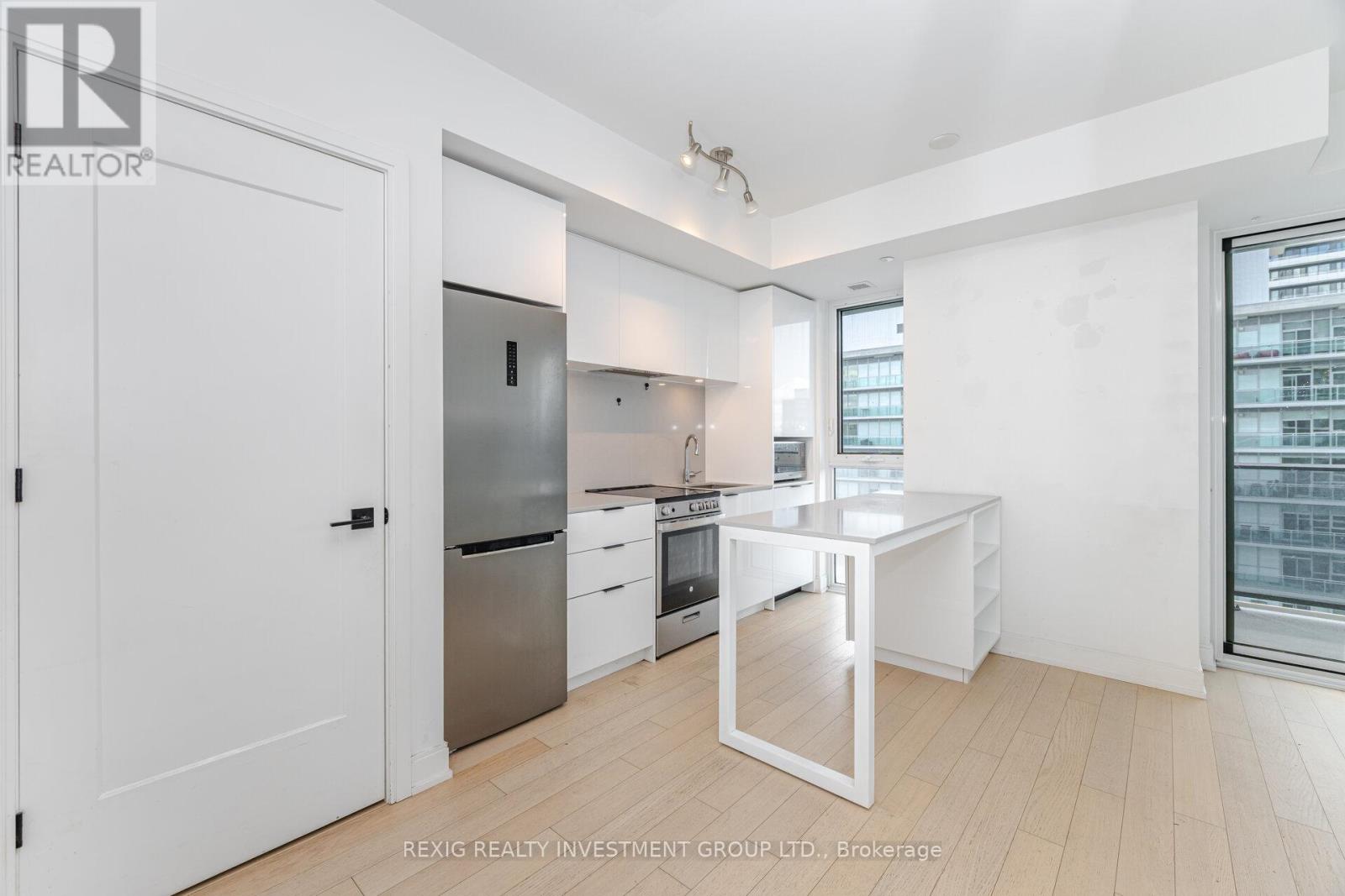 4007 - 70 Annie Craig Drive, Toronto (Mimico), Ontario  M8V 0G2 - Photo 9 - W12364623