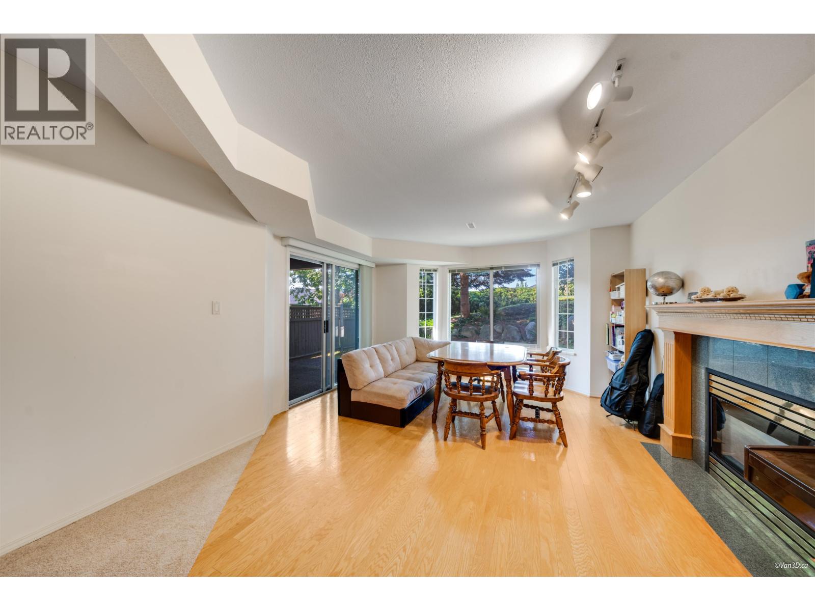 136 1685 Pinetree Way, Coquitlam, British Columbia  V3E 3A1 - Photo 10 - R3040789