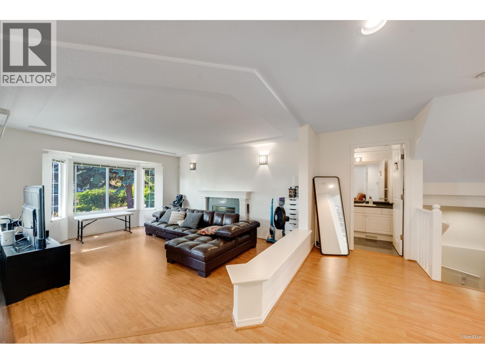 136 1685 Pinetree Way, Coquitlam, British Columbia  V3E 3A1 - Photo 6 - R3040789