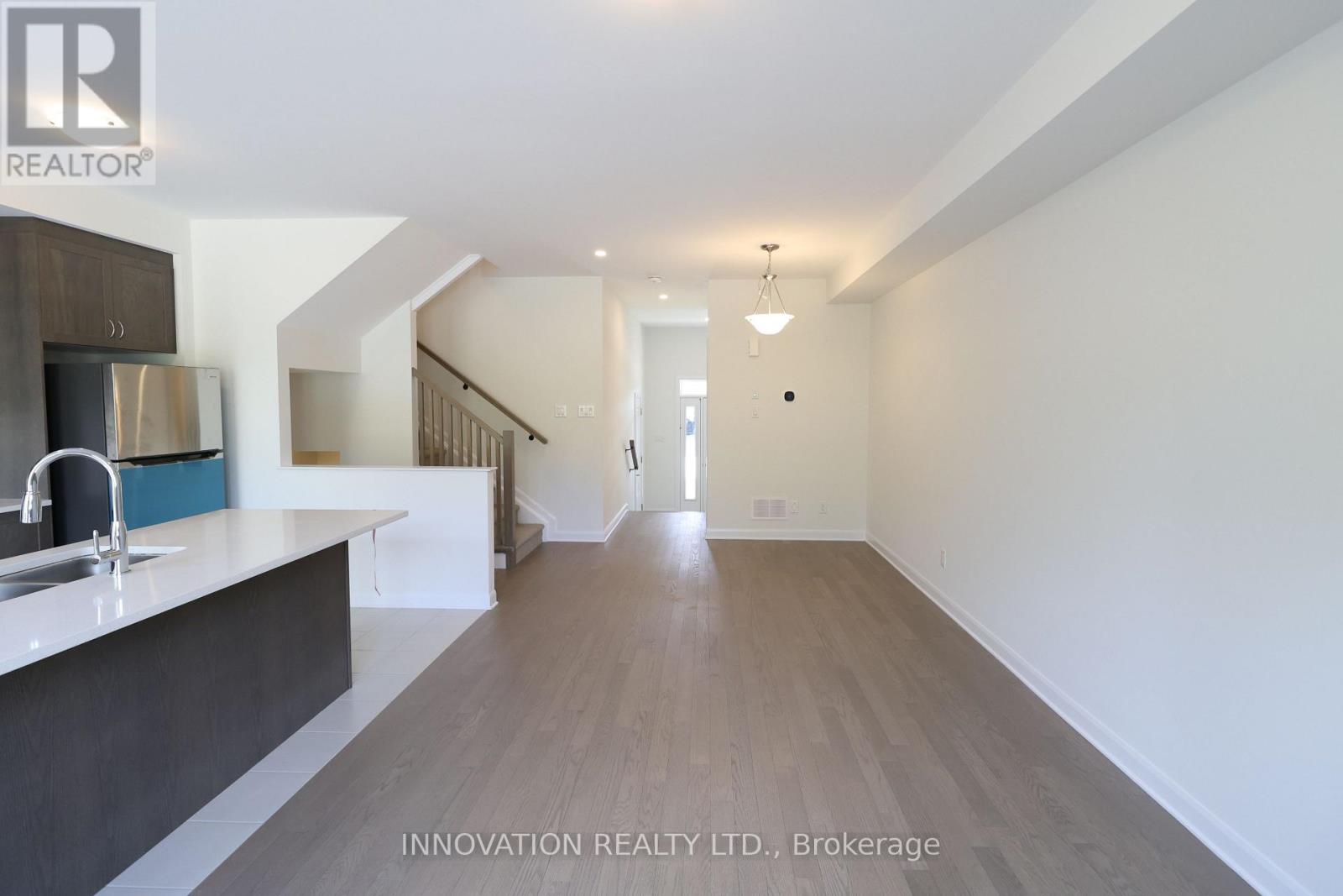 255 Elsie Macgill Walk, Ottawa, Ontario  K2W 0L4 - Photo 3 - X12365698