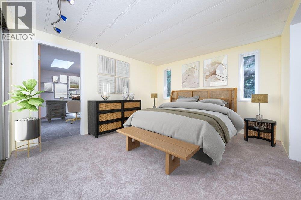 518 Tyee Court, North Vancouver, British Columbia  V7P 3K3 - Photo 4 - R3040228