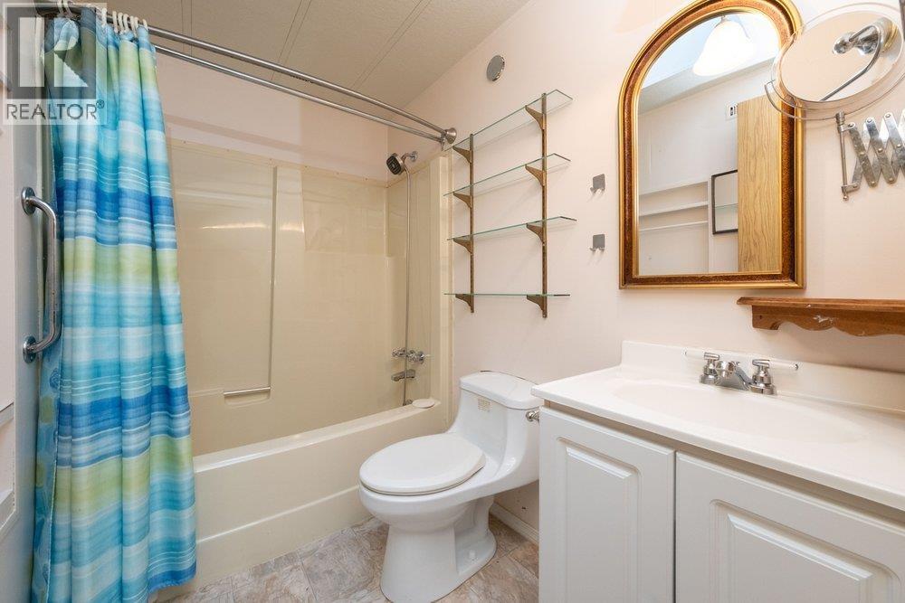 518 Tyee Court, North Vancouver, British Columbia  V7P 3K3 - Photo 18 - R3040228