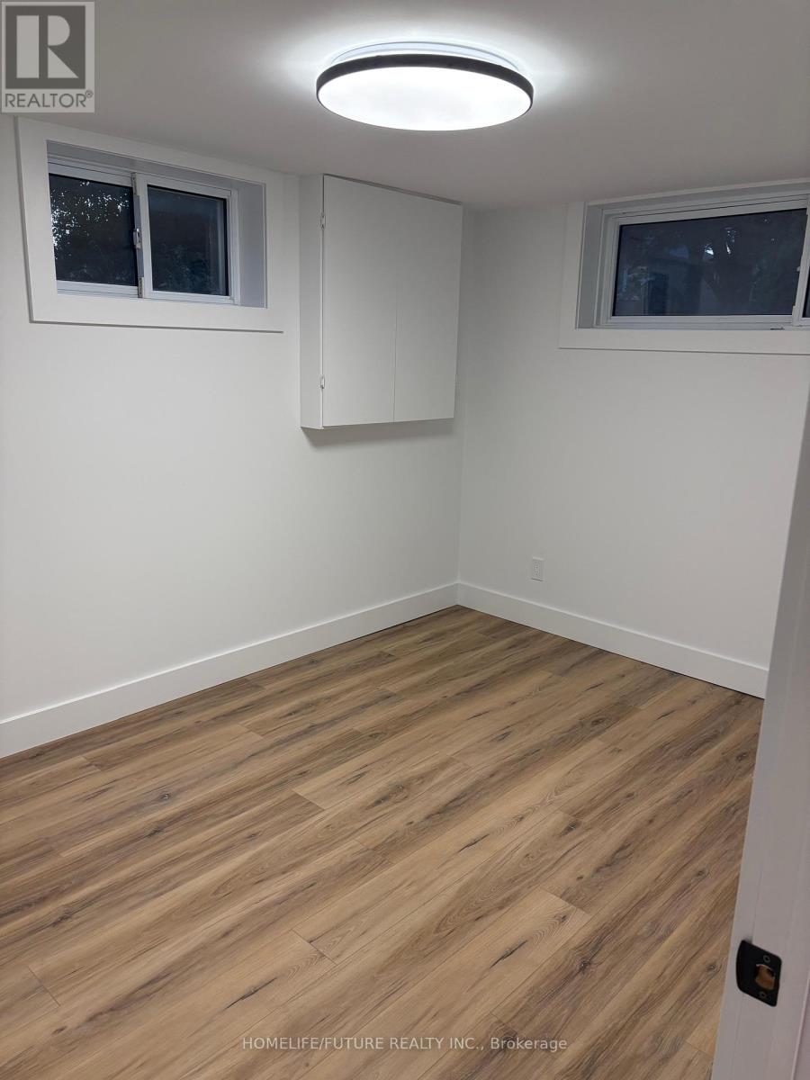 Bsmt - 541 Monteith Avenue, Oshawa, Ontario  L1J 1E2 - Photo 11 - E12365700