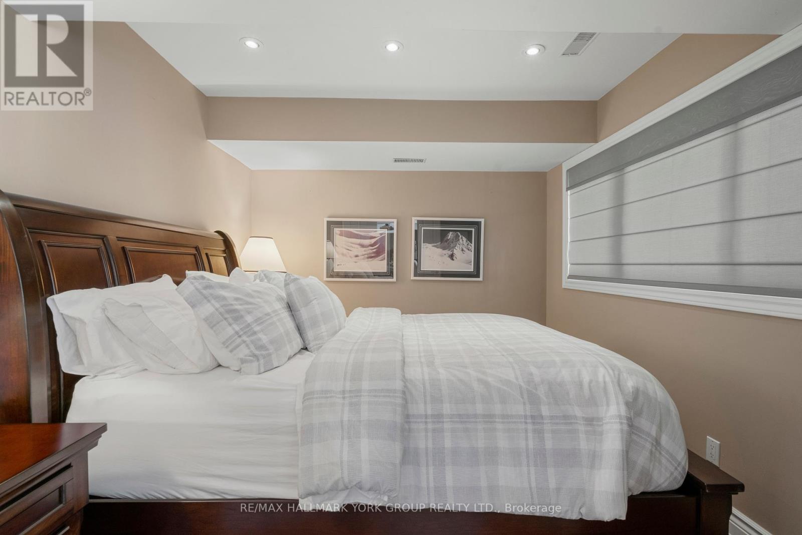 20 - 516 Quail Ridge Drive, Aurora, Ontario  L4G 0L5 - Photo 32 - N12365695
