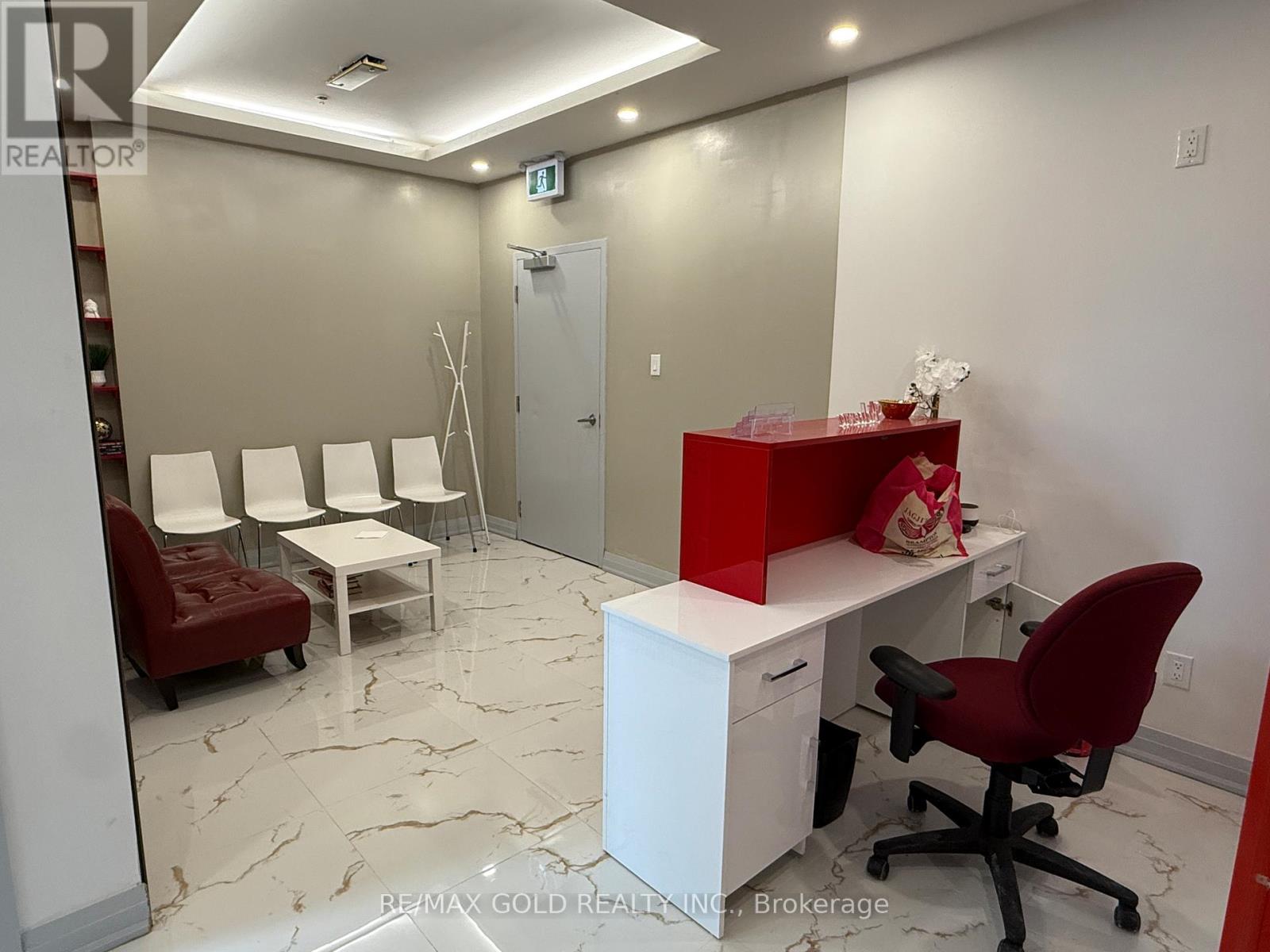 208 - 6475 Mayfield Road, Brampton, Ontario  L6P 0H9 - Photo 3 - W12365708