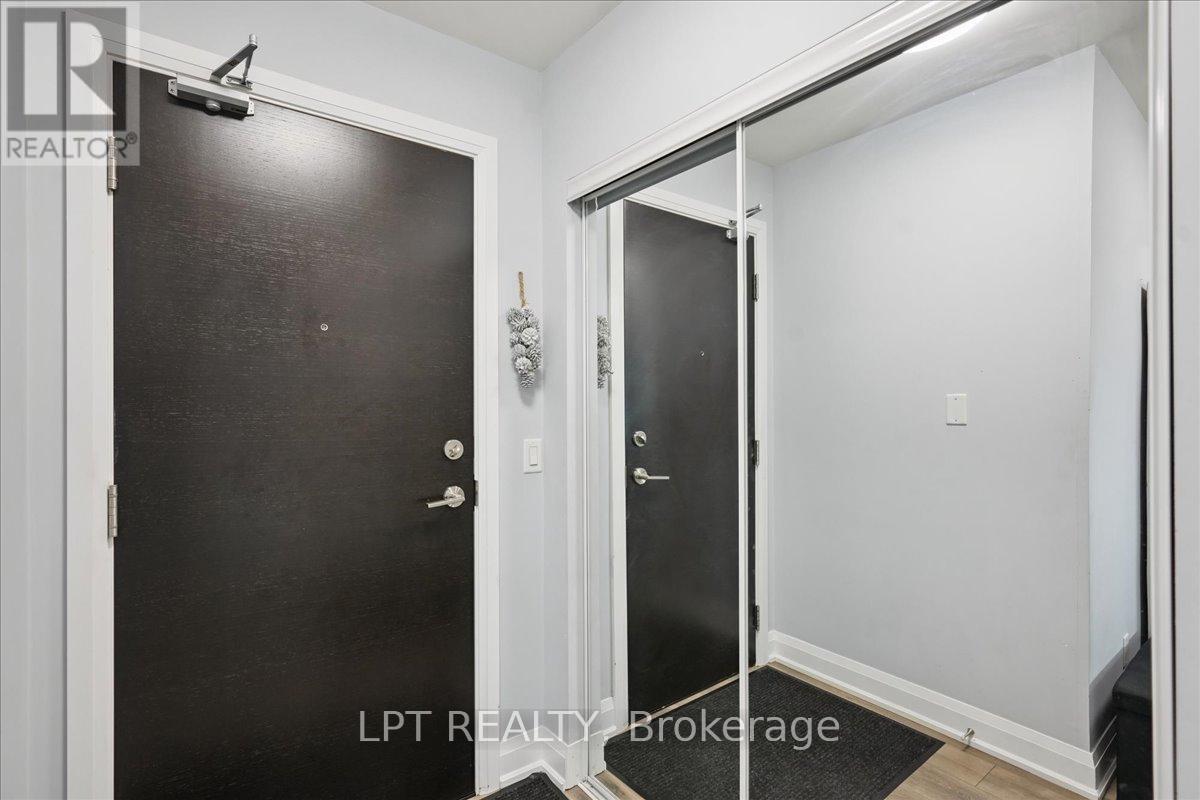 908 - 55 Yorkland Boulevard, Brampton, Ontario  L6P 4K9 - Photo 10 - W12365711