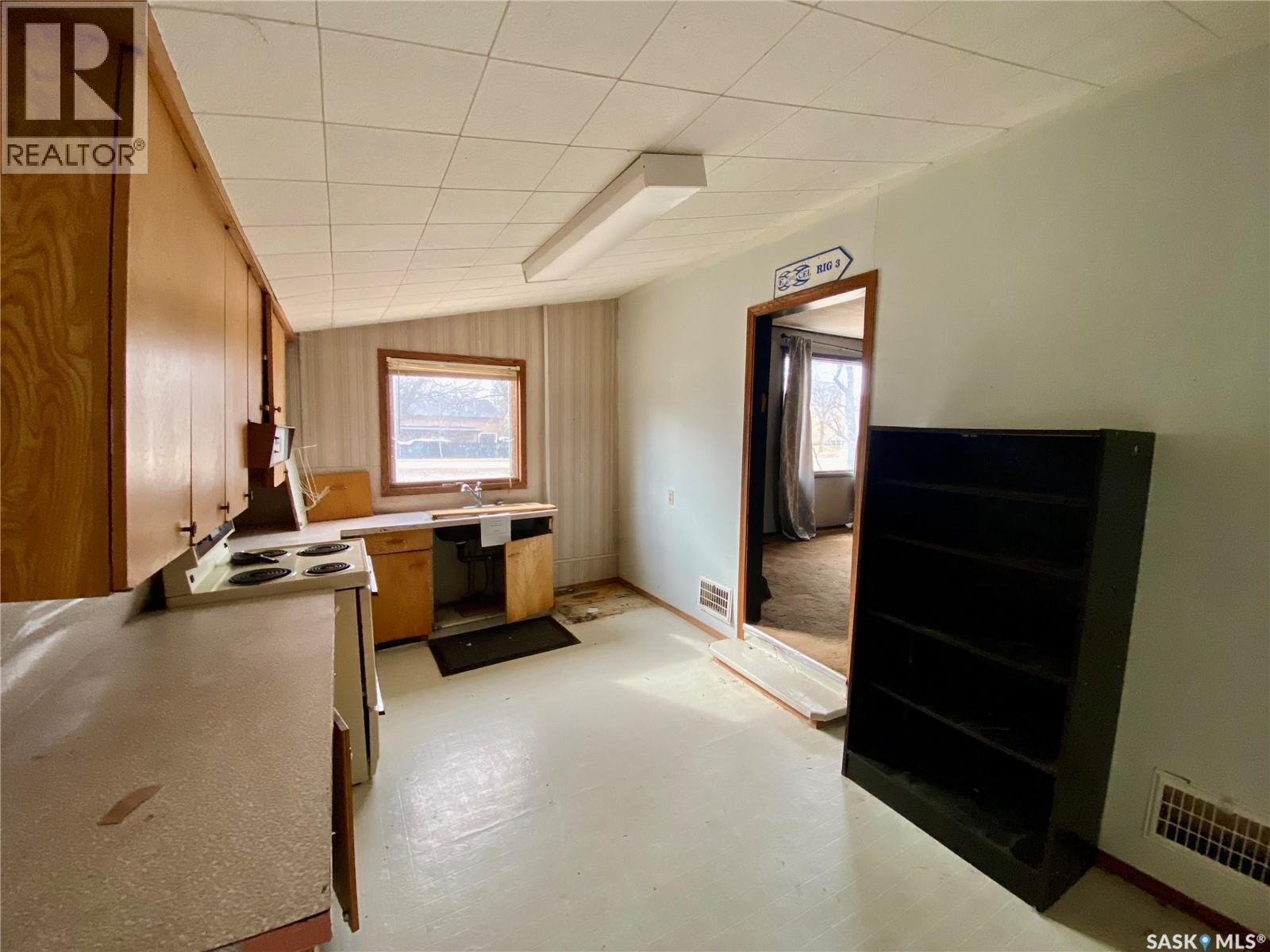 231 5th Street, Alameda, Saskatchewan  S0C 0A0 - Photo 7 - SK016706