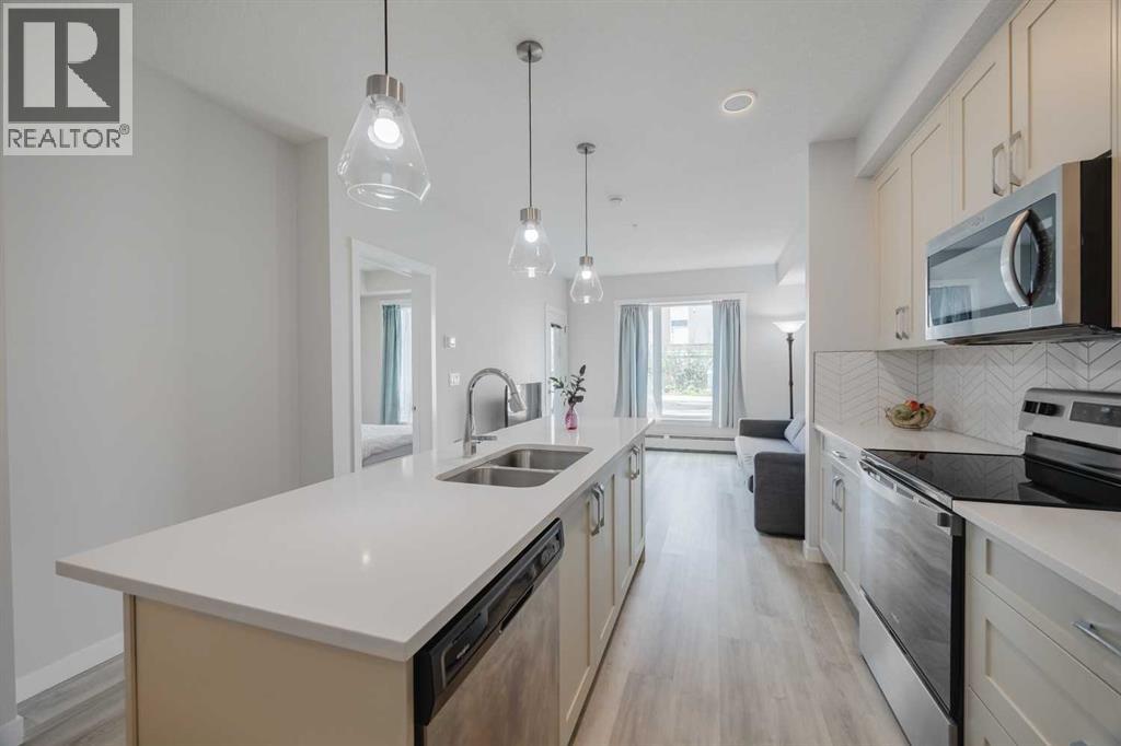 102, 200 Shawnee Square Sw, Calgary, Alberta  T2Y 0T7 - Photo 10 - A2247150