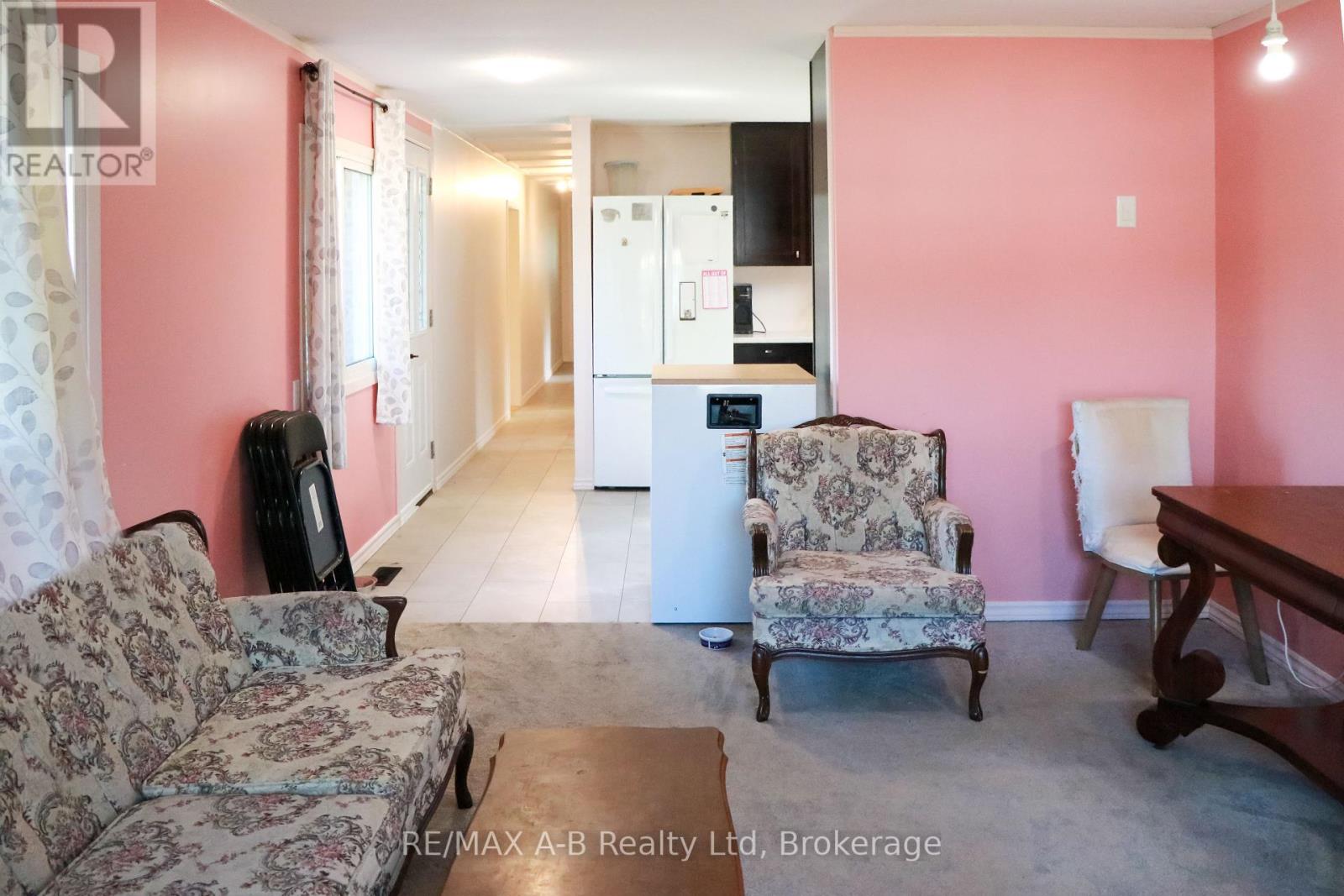 191 Cedar Street, Perth East (Crystal Lake), Ontario  N5A 6S6 - Photo 11 - X12365748