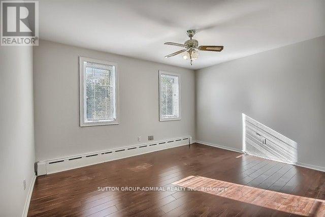 71 Spruce Avenue, Richmond Hill (South Richvale), Ontario  L4C 6V9 - Photo 20 - N12363275