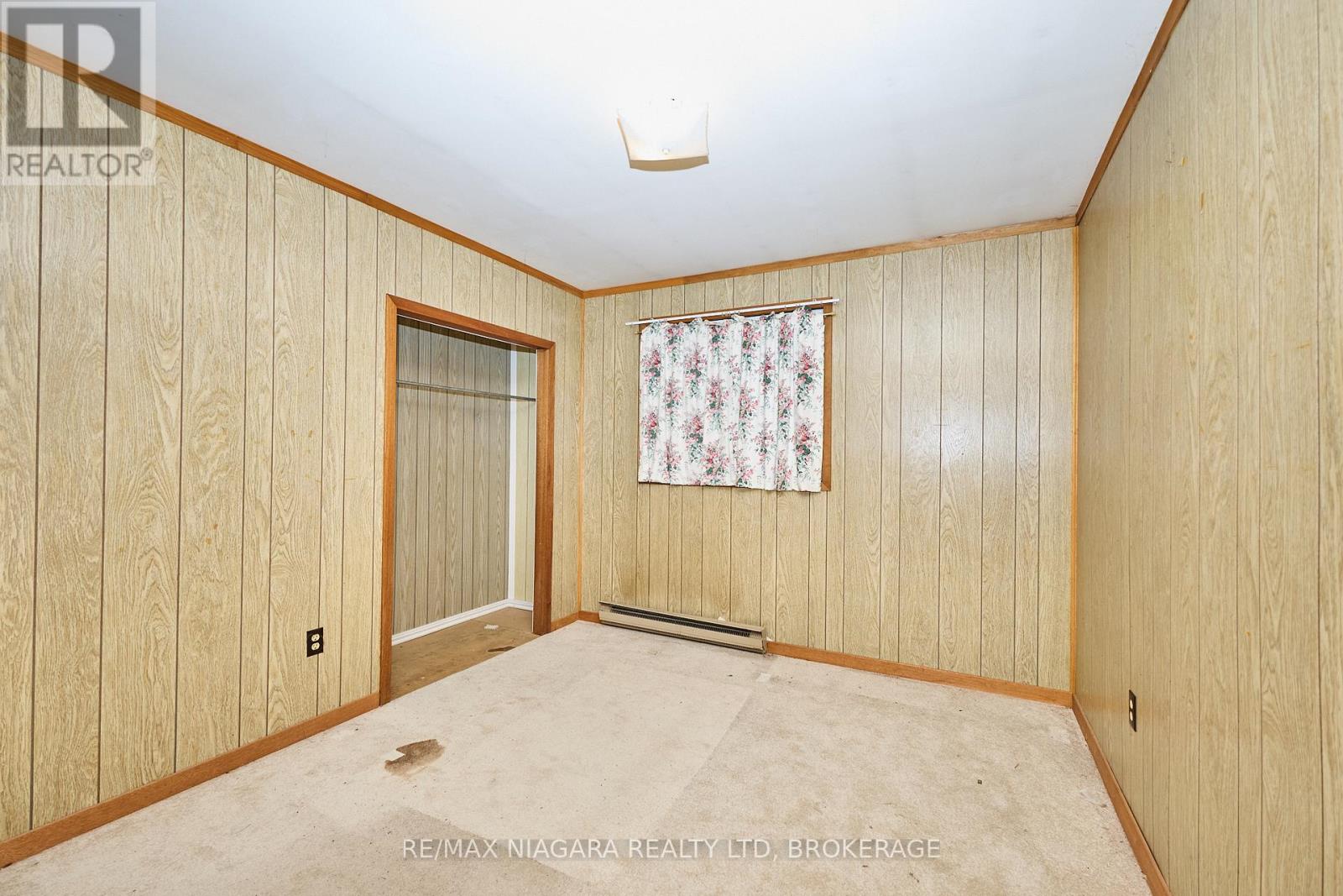 32626 Clarendon Street W, Wainfleet (Marshville/winger), Ontario  L0S 1V0 - Photo 27 - X12365740