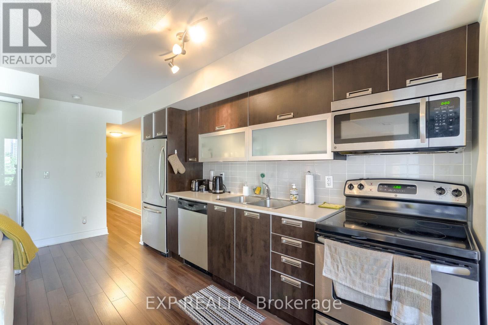 308 - 28 Ted Rogers Way, Toronto, Ontario  M4Y 2W7 - Photo 10 - C12365734